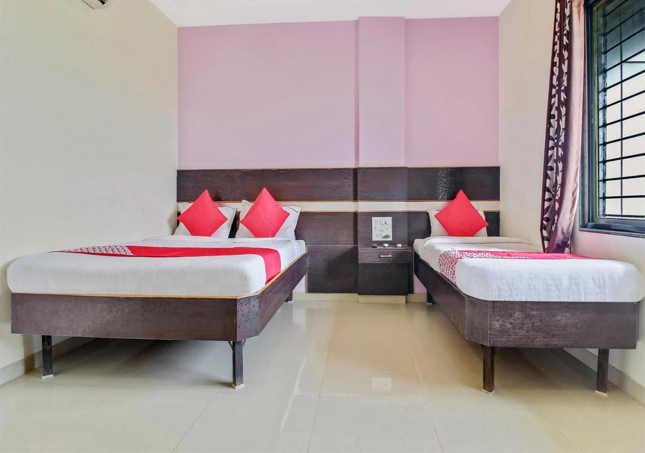 Hotel Wayfare Shirdi Exterior photo