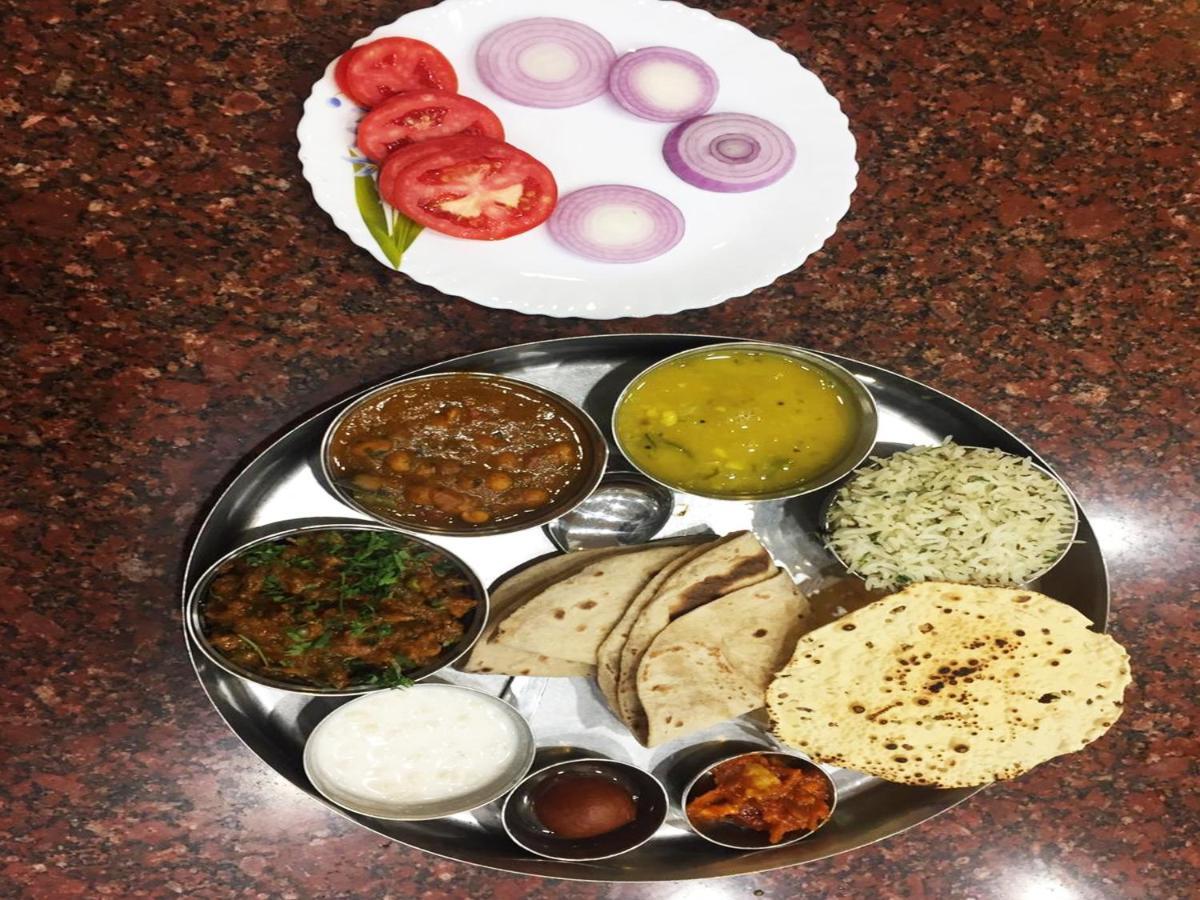 Hotel Wayfare Shirdi Exterior photo