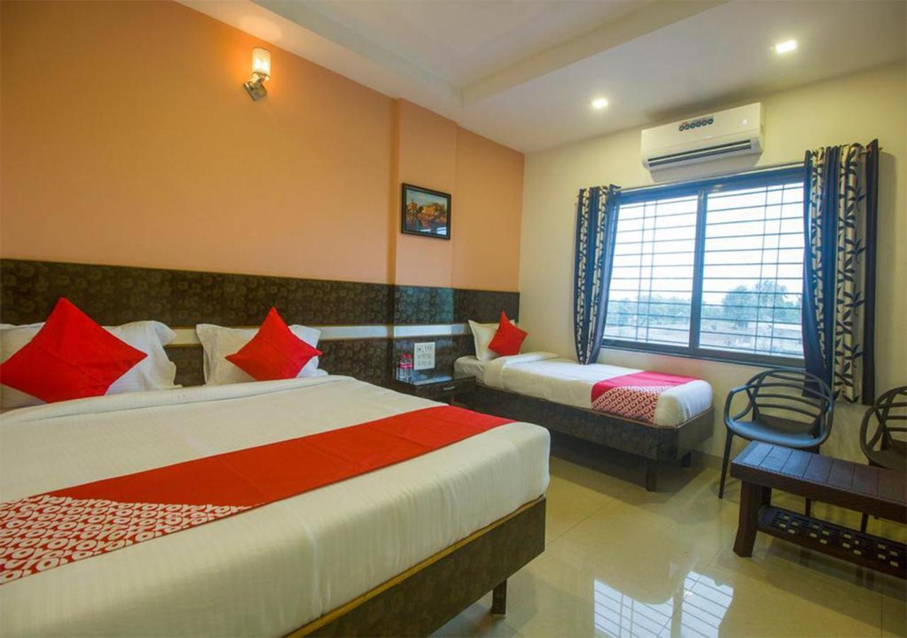 Hotel Wayfare Shirdi Exterior photo